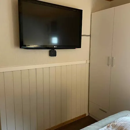 Apartmán Very Centrally Located In With Free Parking Tromsø