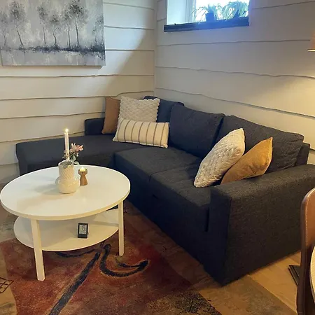 Apartmán Very Centrally Located In With Free Parking *
