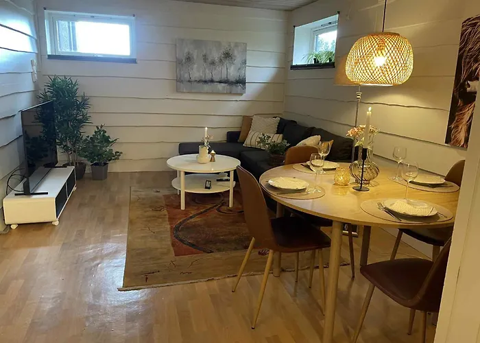 Διαμέρισμα Very Centrally Located In With Free Parking *